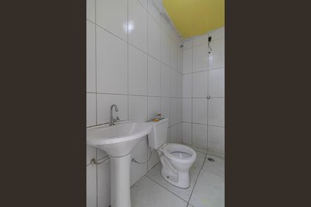 Casa para alugar com 136m², 3 quartos e 1 vaga Casa para alugar com 136m², 3 quartos e 1 vagaBanheiro