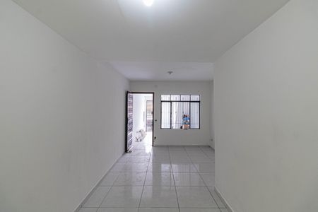 Casa para alugar com 136m², 3 quartos e 1 vaga Casa para alugar com 136m², 3 quartos e 1 vagaSala