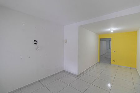 Casa para alugar com 136m², 3 quartos e 1 vaga Casa para alugar com 136m², 3 quartos e 1 vagaSala