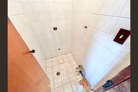 Apartamento à venda com 92m², 3 quartos e 1 vaga Apartamento à venda com 92m², 3 quartos e 1 vagaBanheiro de serviço