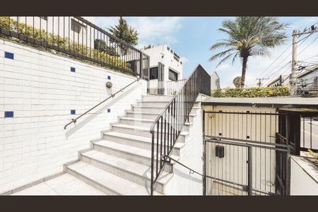 Apartamento à venda com 92m², 3 quartos e 1 vaga Apartamento à venda com 92m², 3 quartos e 1 vagaEntrada