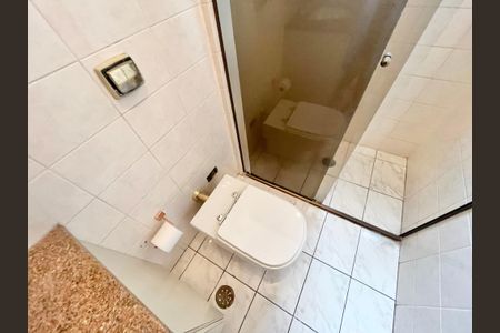 Apartamento à venda com 92m², 3 quartos e 1 vaga Apartamento à venda com 92m², 3 quartos e 1 vagaBanheiro