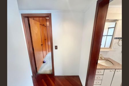 Apartamento à venda com 92m², 3 quartos e 1 vaga Apartamento à venda com 92m², 3 quartos e 1 vagaCorredor