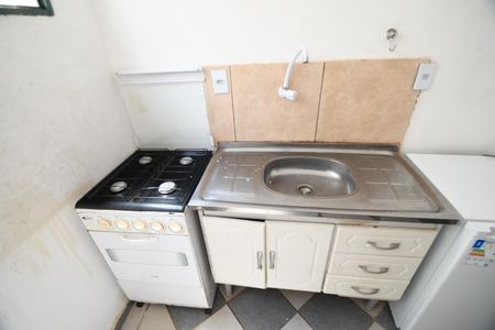 Cozinha de kitnet/studio para alugar com 1 quarto, 25m² em Cidade Universitária, Campinas