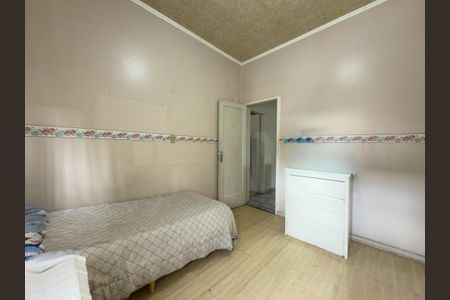 Casa à venda com 220m², 4 quartos e 2 vagas