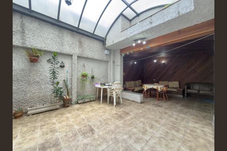 Casa à venda com 4 quartos, 220m² em Vila Mariana, São Paulo