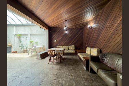 Casa à venda com 4 quartos, 220m² em Vila Mariana, São Paulo