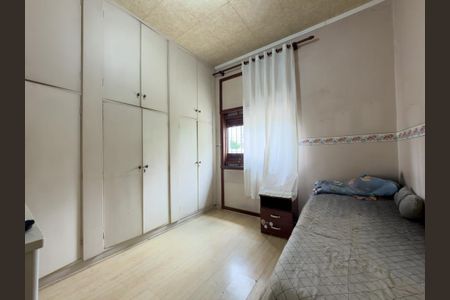 Casa à venda com 220m², 4 quartos e 2 vagas