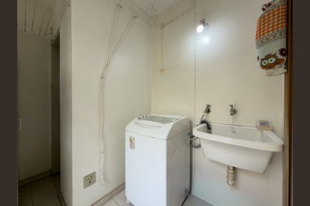 Casa à venda com 220m², 4 quartos e 2 vagas