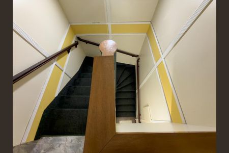 Casa à venda com 220m², 4 quartos e 2 vagas