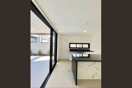 Casa à venda com 3 quartos, 100m² em Nova Jaguari, Santana de Parnaíba