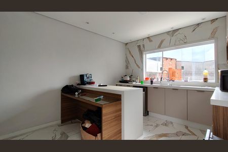 Casa para alugar com 1 quarto, 70m² em Vila Zat, São Paulo