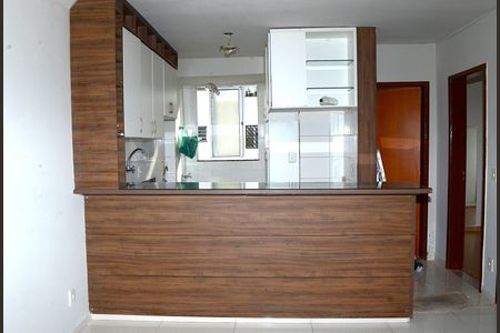 Sala de apartamento para alugar com 2 quartos, 56m² em Pousada Santo Antonio, Belo Horizonte