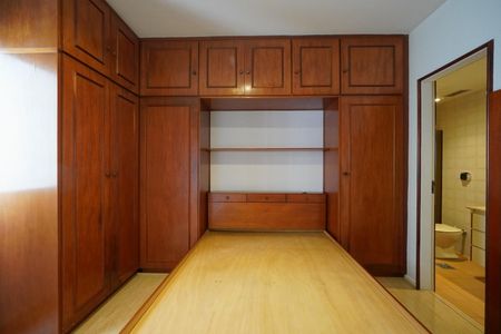 Apartamento para alugar com 101m², 3 quartos e 1 vagaSuíte