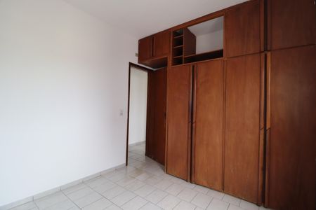 Quarto 2 - Suíte de apartamento para alugar com 3 quartos, 80m² em Santa Mônica, Uberlândia