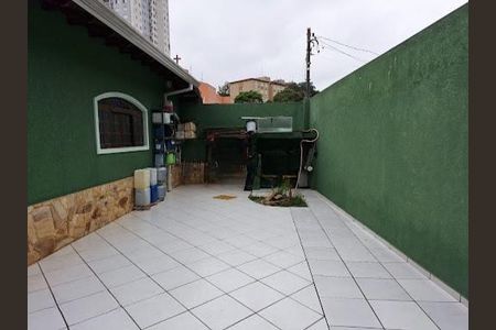 Casa à venda com 248m², 2 quartos e 4 vagas