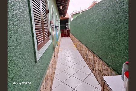 Casa à venda com 248m², 2 quartos e 4 vagas