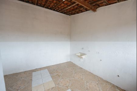 Casa para alugar com 100m², 2 quartos e 1 vagaQuintal