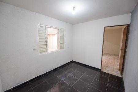 Casa para alugar com 100m², 2 quartos e 1 vagaQuarto