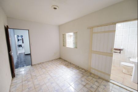 Casa para alugar com 100m², 2 quartos e 1 vagaSuíte