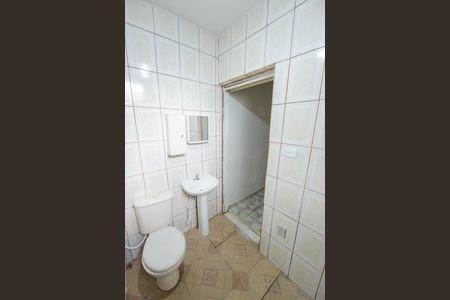 Casa para alugar com 100m², 2 quartos e 1 vagaBanheiro da Suíte