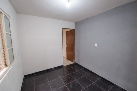 Quarto de casa para alugar com 2 quartos, 100m² em Jardim da Luz, Taubaté