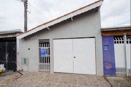 Casa para alugar com 100m², 2 quartos e 1 vagaFachada da Casa