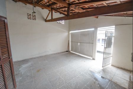 Casa para alugar com 100m², 2 quartos e 1 vagaGaragem