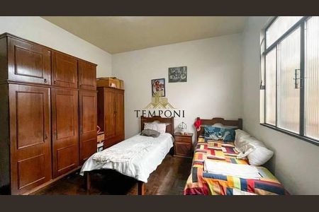 Casa à venda com 300m², 4 quartos e 5 vagas