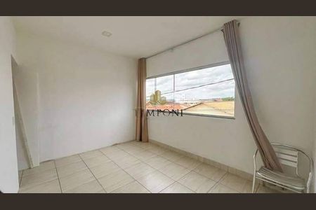 Casa à venda com 4 quartos, 300m² em Santa Terezinha, Belo Horizonte