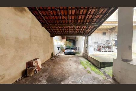 Casa à venda com 300m², 4 quartos e 5 vagas