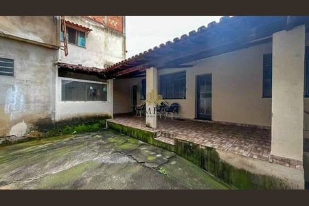 Casa à venda com 300m², 4 quartos e 5 vagas