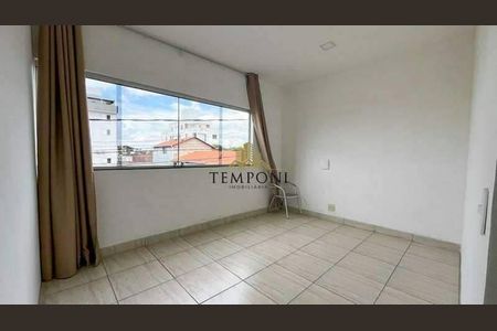 Casa à venda com 300m², 4 quartos e 5 vagas