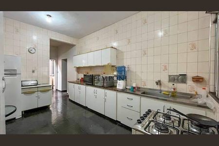 Casa à venda com 300m², 4 quartos e 5 vagas