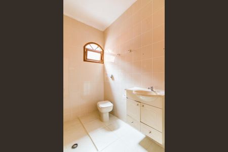 Casa à venda com 5 quartos, 210m² em Ferrazópolis, São Bernardo do Campo