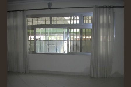 Casa à venda com 338m², 3 quartos e 4 vagas