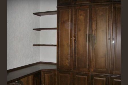 Casa à venda com 338m², 3 quartos e 4 vagas