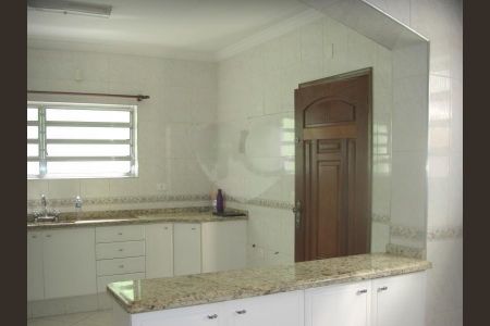 Casa à venda com 338m², 3 quartos e 4 vagas