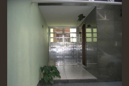 Casa à venda com 338m², 3 quartos e 4 vagas