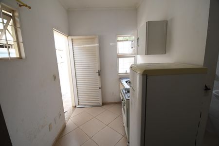 Cozinha de kitnet/studio para alugar com 1 quarto, 25m² em Cidade Universitária, Campinas