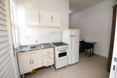 Cozinha de kitnet/studio para alugar com 1 quarto, 25m² em Cidade Universitária, Campinas