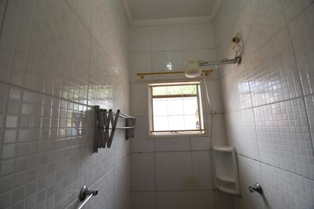 Banheiro de kitnet/studio para alugar com 1 quarto, 25m² em Cidade Universitária, Campinas