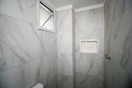 Apartamento à venda com 60m², 2 quartos e 1 vaga Apartamento à venda com 60m², 2 quartos e 1 vagaBanheiro