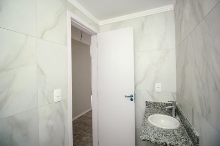 Apartamento à venda com 60m², 2 quartos e 1 vaga Apartamento à venda com 60m², 2 quartos e 1 vagaBanheiro