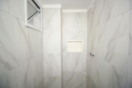 Apartamento à venda com 60m², 2 quartos e 1 vaga Apartamento à venda com 60m², 2 quartos e 1 vagaBanheiro