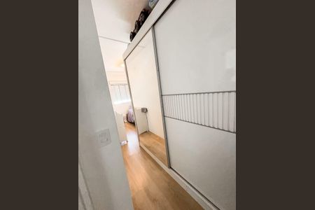 Quarto de apartamento para alugar com 2 quartos, 54m² em Jardim Recanto Suave, Cotia