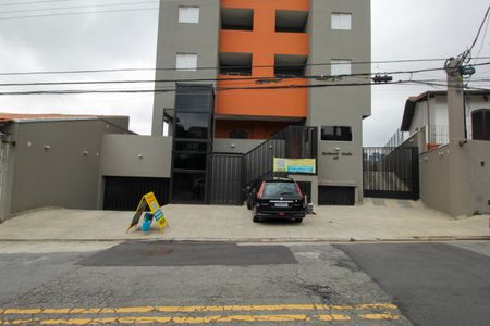 Apartamento para alugar com 60m², 2 quartos e 1 vaga Apartamento para alugar com 60m², 2 quartos e 1 vagaFachada