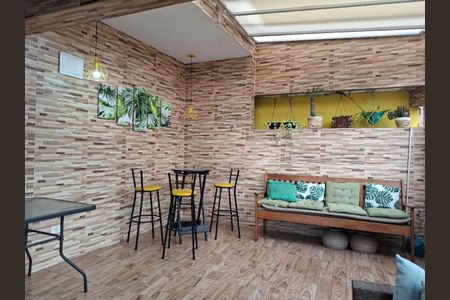 Casa à venda com 100m², 2 quartos e sem vaga