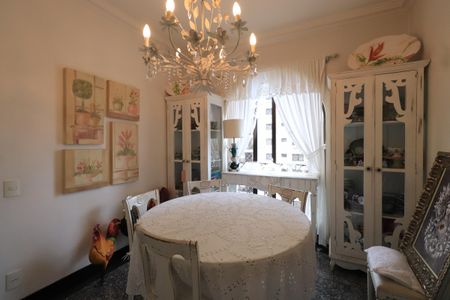 Apartamento à venda com 288m², 4 quartos e 5 vagasSala de Jantar 2