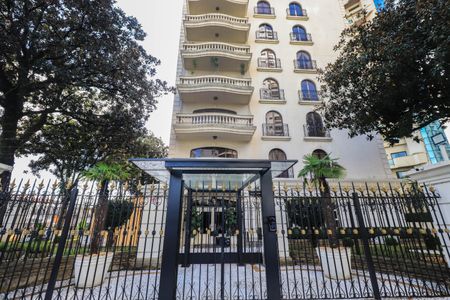 Apartamento à venda com 288m², 4 quartos e 5 vagas Apartamento à venda com 288m², 4 quartos e 5 vagasFachada